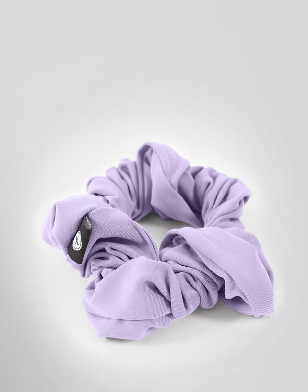 Swift Scrunchie in Lilac