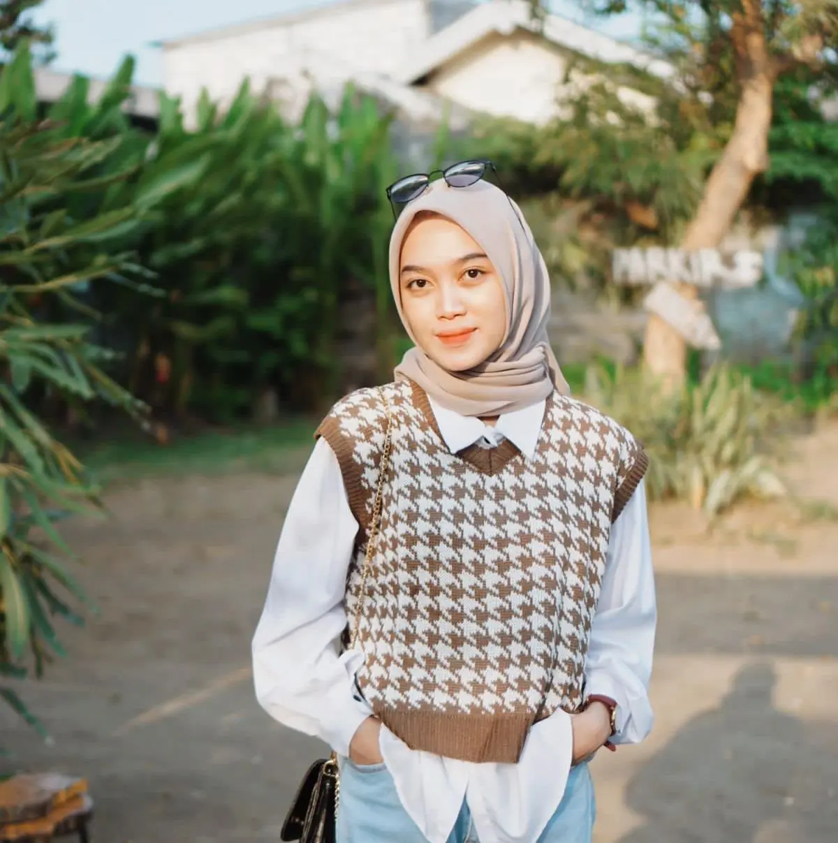 Vest Rajut