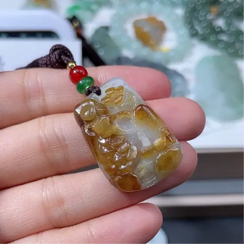 Jade Necklaces & Pendants