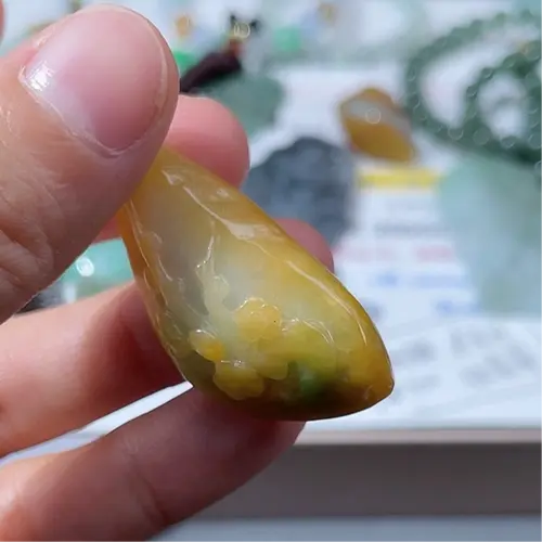 Jade Necklaces & Pendants