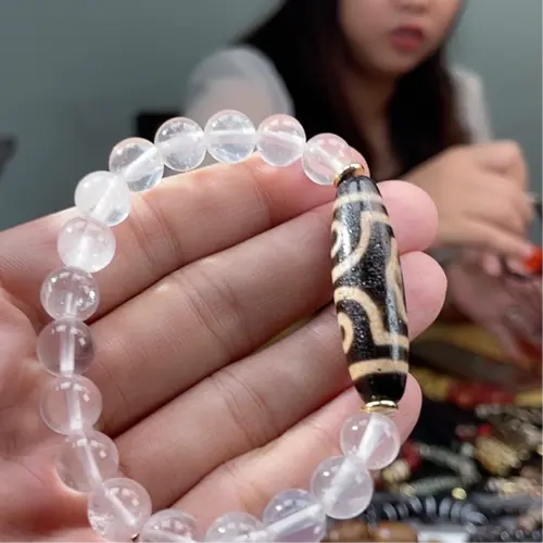 Jade Necklaces & Pendants