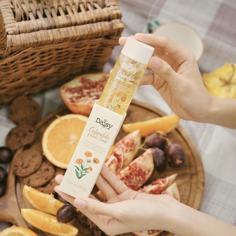 Daisy Organic Toner
