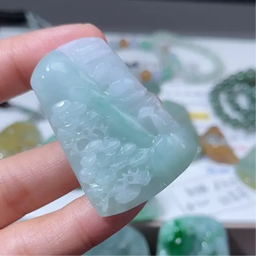 Jade Necklaces & Pendants