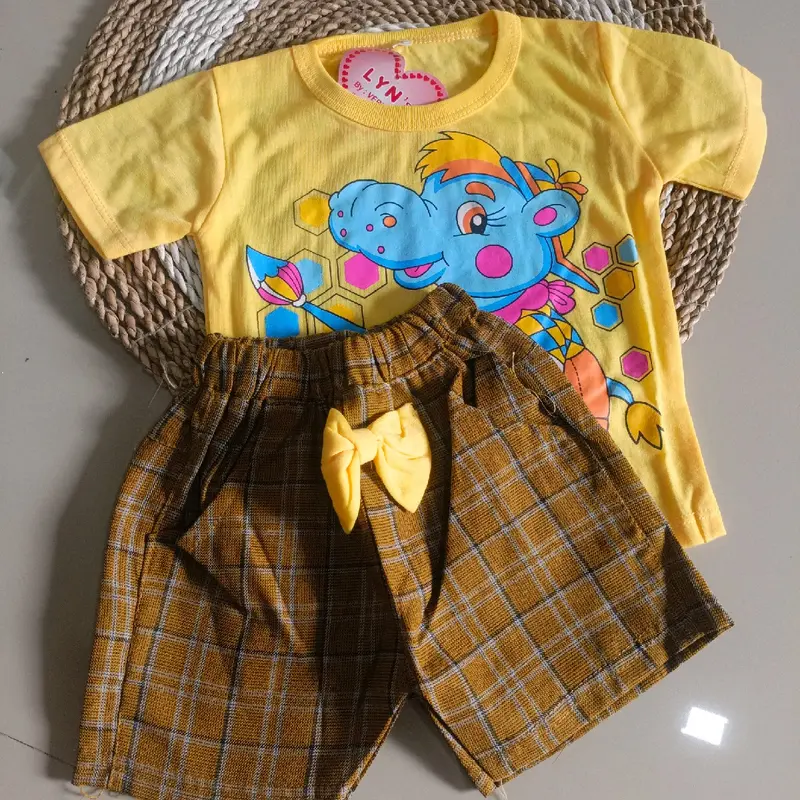 Setelan Kaos Anak Perempuan Usia 1 Tahun 6