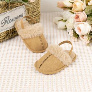 รองเท้าแตะหนังนิ่ม เบริกา สำหรับเด็ก ใส่สบาย เหมาะสำหรับใช้ในร่มและกลางแจ้ง ซับในหนังแกะ พื้นแข็ง มีสายรัด สำหรับทารก