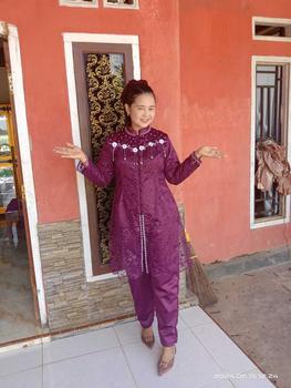 Product Review of GAMIS MEWAH BK PINTU FULL BRUKAT //OOTD//BRIDESMAID//WARNA BURGUNDY//BAJU KONDANGAN //GAUN PESTA //BAJU KONDANGAN MURAH from y**i a**a 0