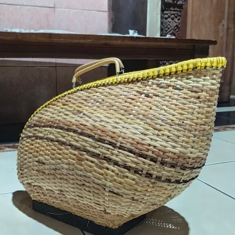 Kisa Ayam Menjalin Full Menjalin Cocok untuk Keranjang Anyaman Alami dengan Pegangan Kuning