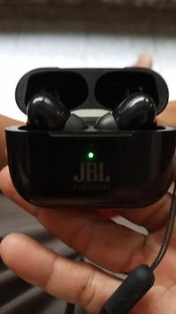 Product Review of JBL phantom 5th Earbud Nirkabel Sejati, Suara Kuat yang Dapat Disesuaikan, Waktu Putar 6 Jam, Pengisian Daya Cepat USB-Lightning, Tahan Air, Kontrol Tombol, Earbud Bluetooth, Perjalanan,Olahraga Earphone Headset from R**♓ 2