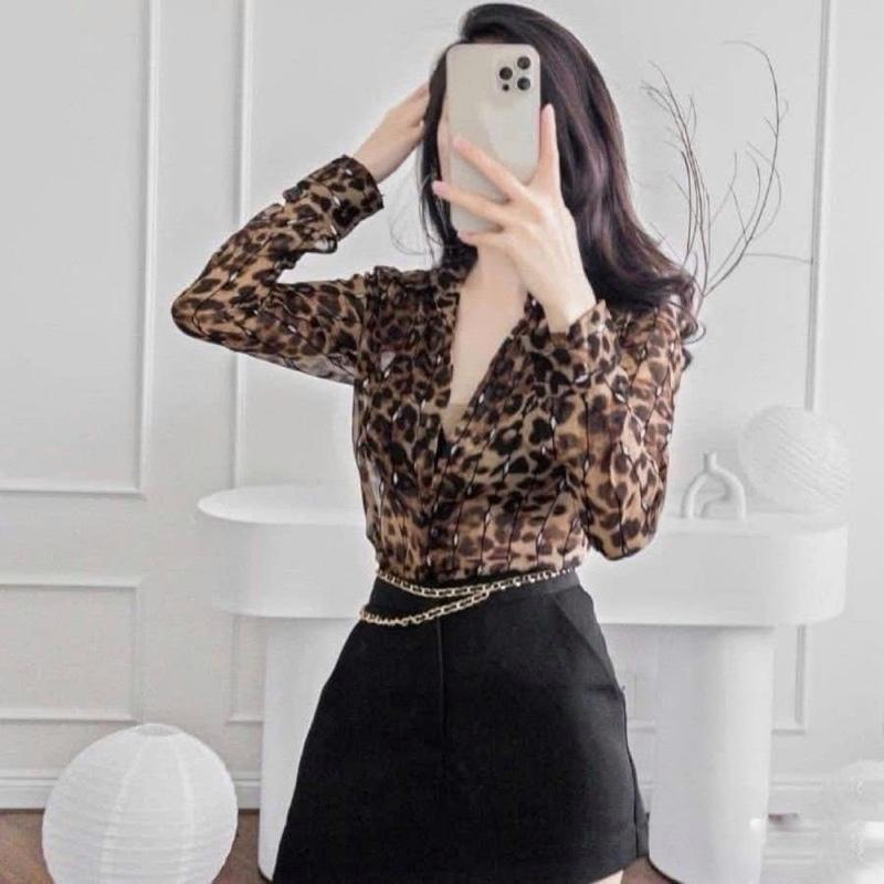 Áo Sơ Mi Tơ Báo Đính Nhũ Kim Tuyến . Áo Sơ Mi Nữ, Hàng Thiết Kế Cao Cấp Minan Boutique