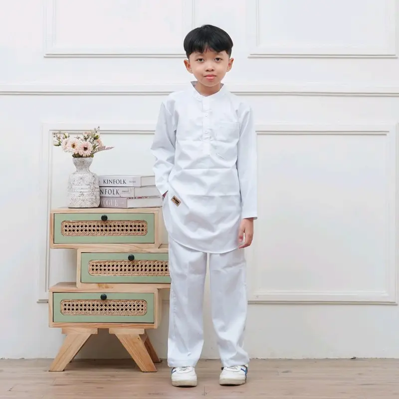 Celana Putih Panjang Kolor Karet Anak Usia 3-10 Tahun Untuk Upacara, TPQ, TPA, Madrasah, Jahitan Sisi Luar Dalam Paha, Saku Samping, Katun Toyobo Nyaman Santai Fashion 4
