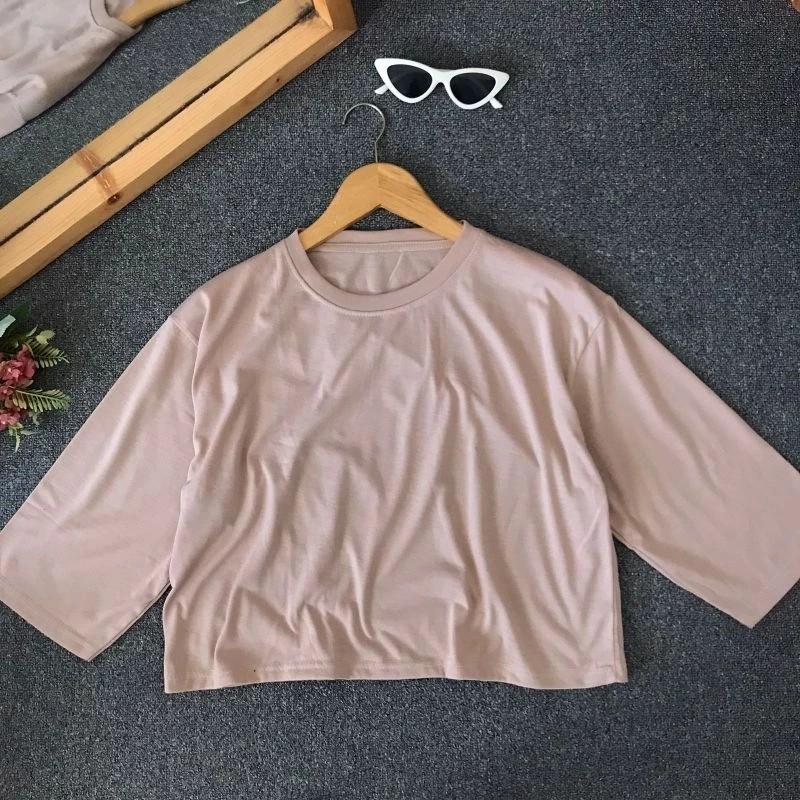 Product Introduction of Kaos Crop Oversize dan Sport, Model Terbaru Atasan Wanita 6