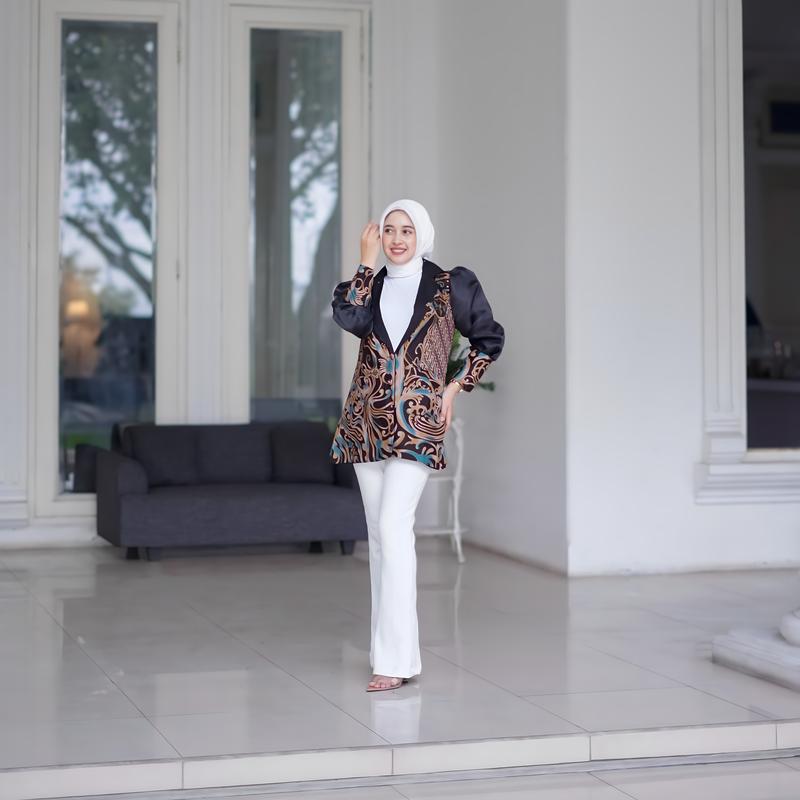 Blazer Batik Wanita Lapis Trikot Motif Yucca - Atasan Kerja Batik Wanita 3