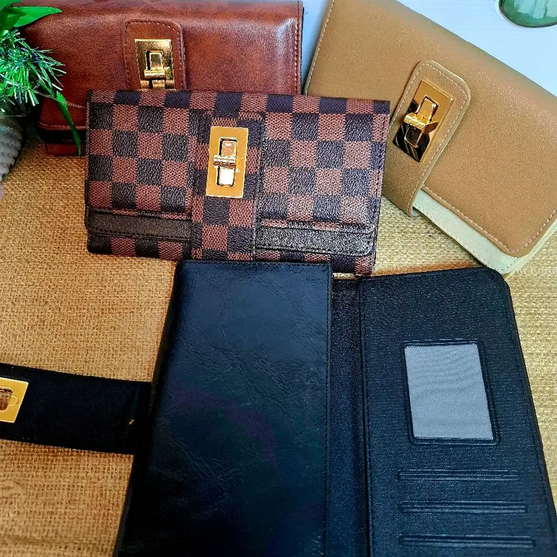 Dompet Kulit Wanita dengan Kancing Putar dan Kartu - Cewek Muat Hp Uang 2