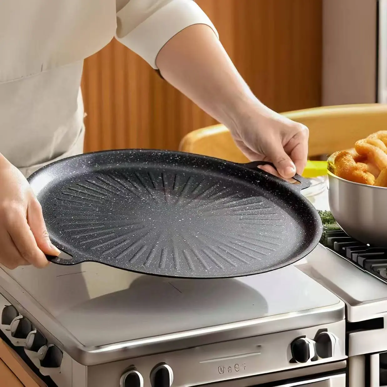 pplusWajan Panggangan BBO Grill PanKorean Wajan Bulat Anti Lengket Serbaguna AlatBaja Teflon Kitchenware