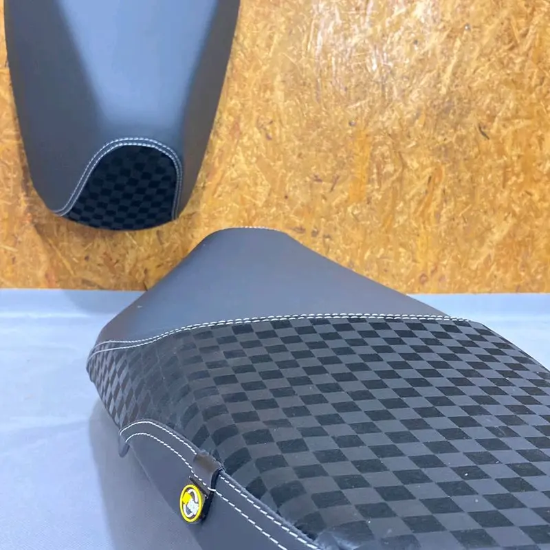 kulit jok motor sarung jok motor kover jok motor untuk motor vario beat mio pcx DLL bahan napa halus copy mb tech carera mix catur3D model arvi signatur Motorcycle jok arvi 3
