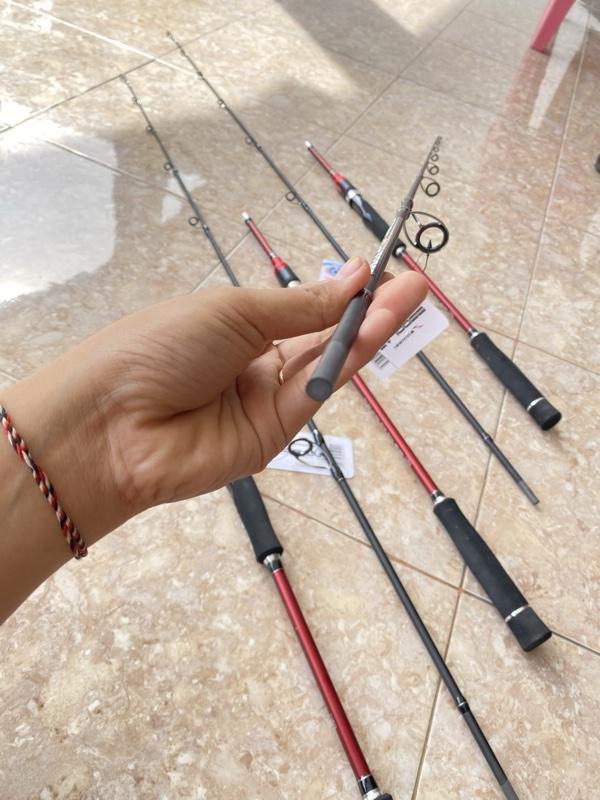 SET JORAN JIGGING SHIKARI ESCOLAR SOLID CARBON/JORAN LAUT PE 1-3 & PE 2-4 SET JORAN JIGGING SHIKARI ESCOLAR SOLID CARBON/JORAN LAUT PE 1-3 & PE 2-4