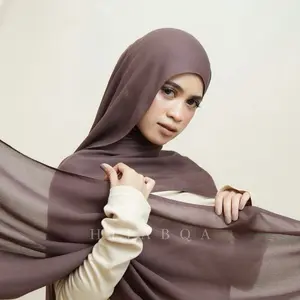 HIJABQA - Aisha Viscose Pashmina (Aisha Ibrahim X Hijabqa) HIJABQA - Aisha Viscose Pashmina (Aisha Ibrahim X Hijabqa)
