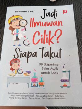 Product Review of BUKU EDUKASI ANAK: JADI ILMUWAN CILIK? SIAPA TAKUT? (99 Eksperimen Sains Asyik untuk Anak) Soft Cover from V**e 0