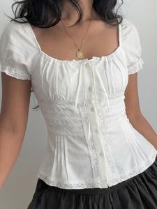 Camisa vintage de cuello redondo con patchwork de encaje y lazo, manga corta tipo bubble, abotonada, estilo lindo para chica, ideal para primavera/verano