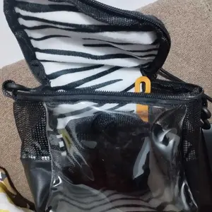 TRAVEL OVAL TRANSPARANT WATERPROOF TRAVEL POUCH BONDING POUCH TAS