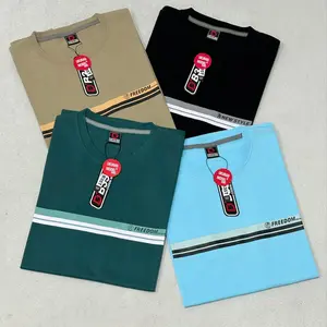 paket 100 ribu dapat 4 Kaos Salur Model Baru Paket 4 Pcs Baju Cowo Cewe Unisex Bahan Semi Katun 24s Atasan Pria Wanita Motif Nyaman Casual Cowok Dewasa Aesthetic Sablon Distro Polos Formal Tulisan Keren Kerja Oblong Santai Basic Santai Oblong Kerja Nyaman