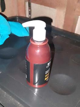 Product Review of 250ML Volcanic Mud Body Wash Whitening Shower Gel Exfoliate Whitening Artifact Unisex Moisturizing Hydrate Remove Dry Skin Refreshing Lasting Fragrance Removes Oil Beauty Moisturizing Whole Smooth Body Care Soap Comfort Moisture Moisturizer from K**r 1