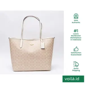 Voilaid City Tote Bag in Signature Canvas Sand Chalk