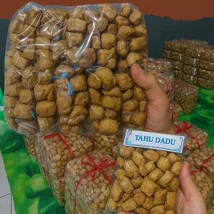 topping tahu dadu, tahu dadu kering,  1pack isi 10 bungkus Food Pedas