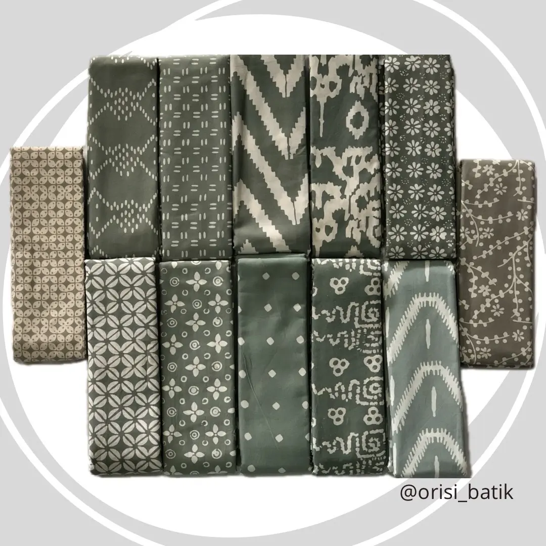 SARUNG SANTRI PUTRI (SARUNG BATIK CAP ) / KAIN BATIK CAP - EDISI WARNA SAGE { BATIK TASIK - BATIK GARUTAN }
