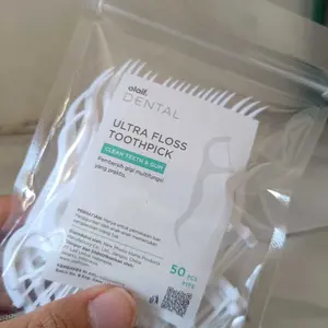 Olaif Dental Ultra Floss Toothpick -  50pcs - Classic Floss Toothpick - Tusuk Gigi & Gusi dengan Benang Gigi Licin & Tipis untuk Sela-sela Gigi yang Rapat