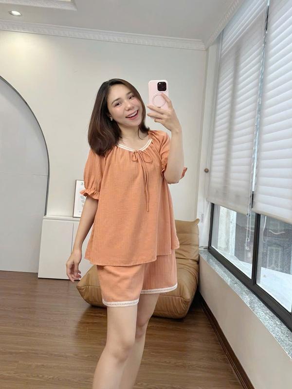 [L'AMME] Bộ mặc nhà bộ ngủ bầu MOONIE gồm áo cộc tay và quần đùi, chất liệu đũi mềm cao cấp thoáng mát thiết kế phối nơ thanh lịch basic thoáng mát, có chun điều chỉnh tiện lợi cho mẹ bầu mặc sau sinh set đồ bầu