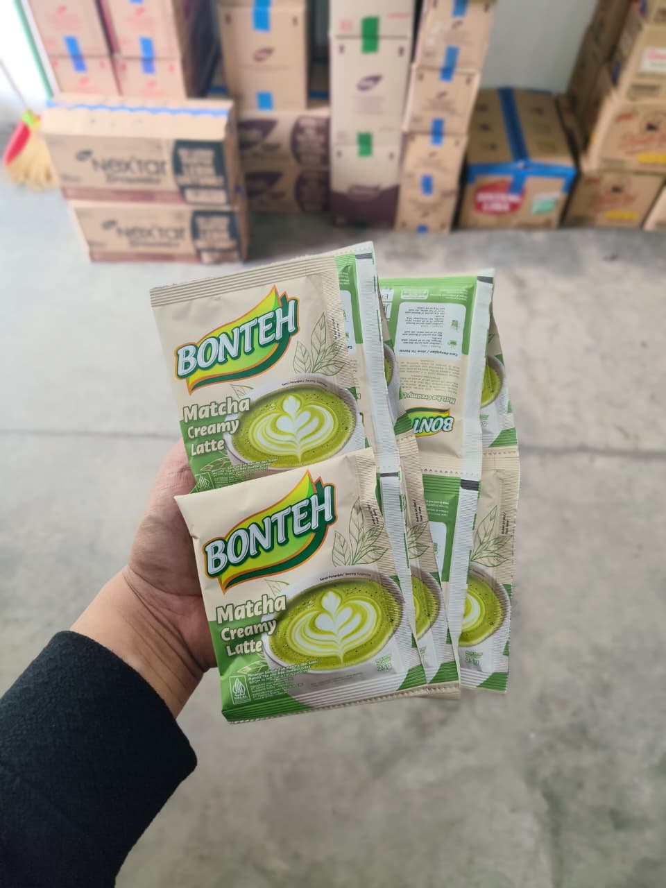 Bonteh Matcha Creamy Latte dan Teh Tarik 1 renteng isi 10 sachet 25g