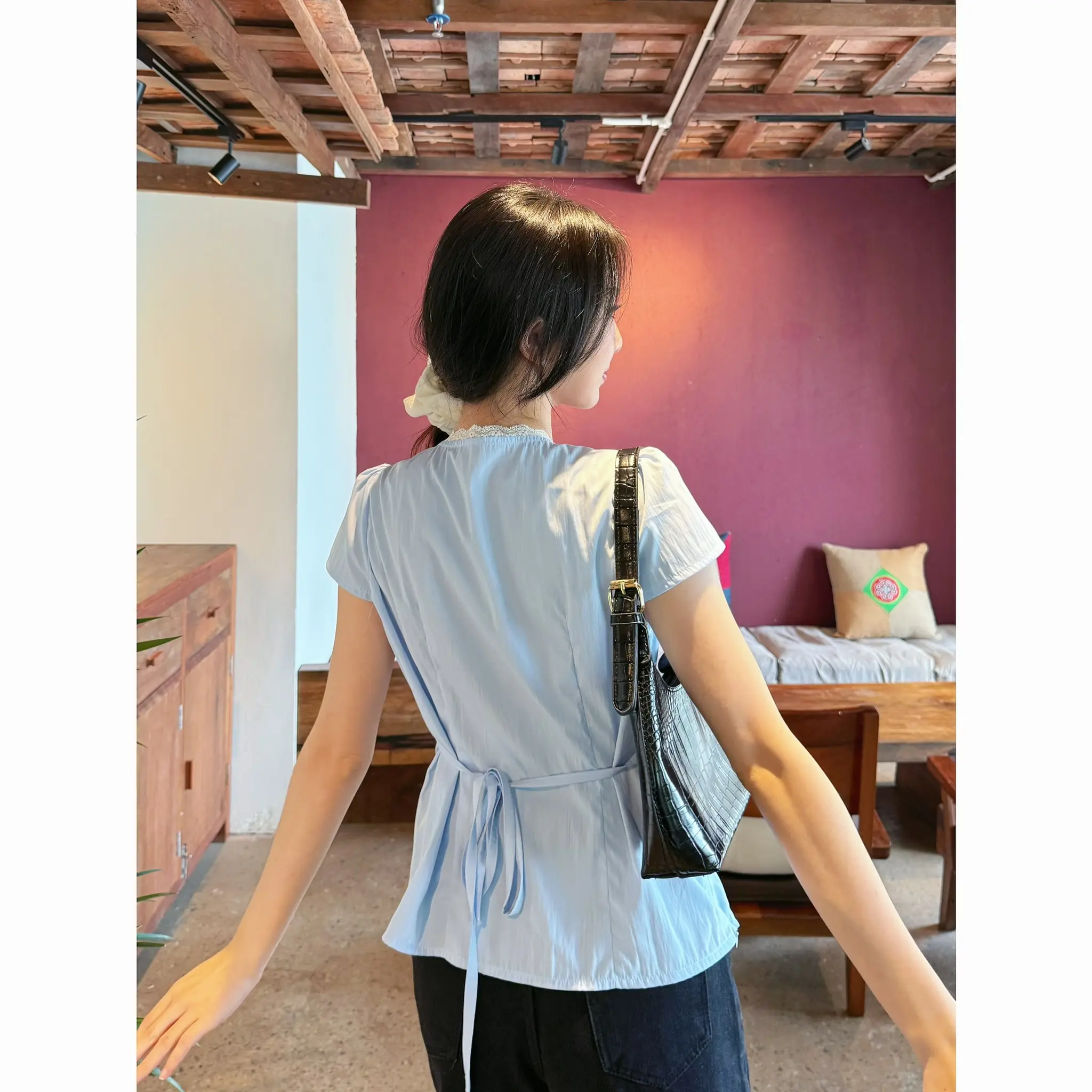 Áo kiểu nữ cổ tim phối ren thắt nơ ngực buộc eo sau lưng freesize chất liệu gió lụa Hàn babydoll dễ mặc cho mùa hè – A554 - 29feb.closet | BigBuy360 - bigbuy360.vn