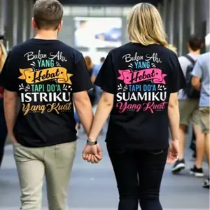 【100% Cotton】Kaos bukan aku yang hebat tapi doa suami istri Dewasa Couple Cewek Dan Cowok Kata-kata Atasan Oblong T-Shirt Lengan Pendek 1739 Distro Katun Lembut Motif bajudistro Panjang Wanita Pasangan Keren Keluarga Setelan Santai
