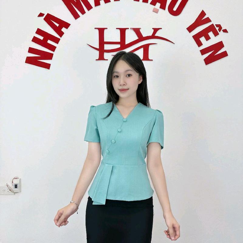  V40 Áo thiết kế nhà may Hậu Yến  chất xước thái có độ co giãn nhẹ thấm hút mồ hôi hạn chế nhăn nhàu 