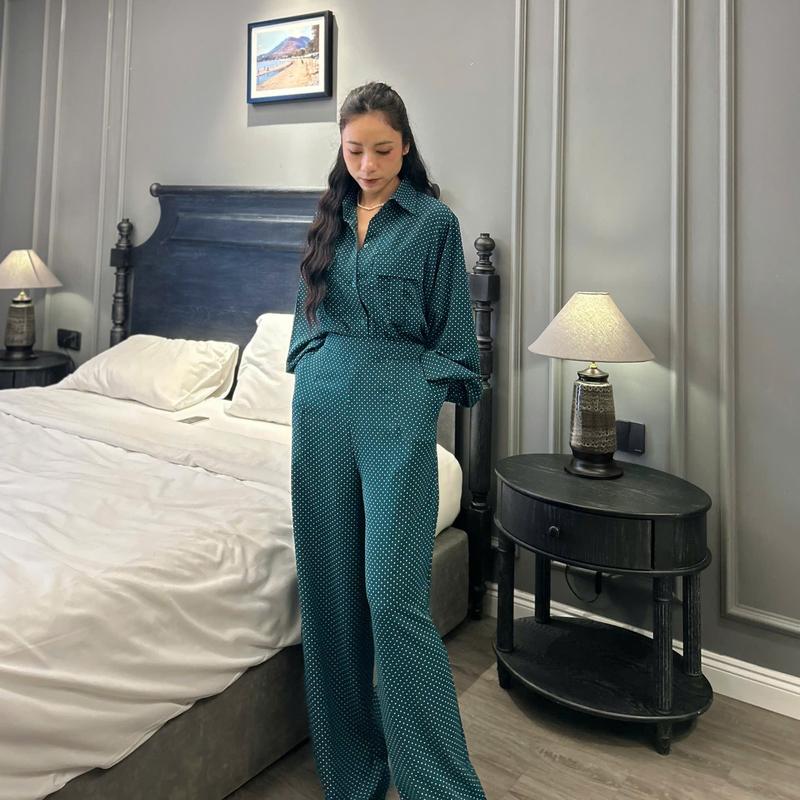  S199 Set bộ nữ quần suông áo sơmi túi hộp chấm bi chất lụa freesize 