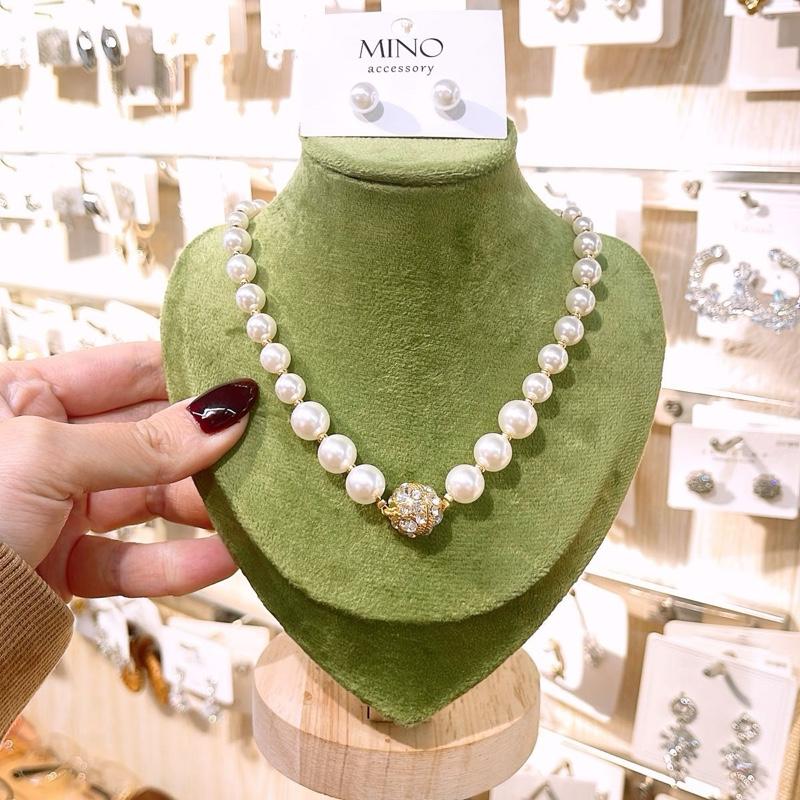   MUA 1 TẶNG 1  Mua 1 Dây chuyền Hanna tặng 1 bông tai nụ hạt phong cách hàn quốc xinh đẹp sang trọng phù hợp đi tiệc Mino accessory Hoa 