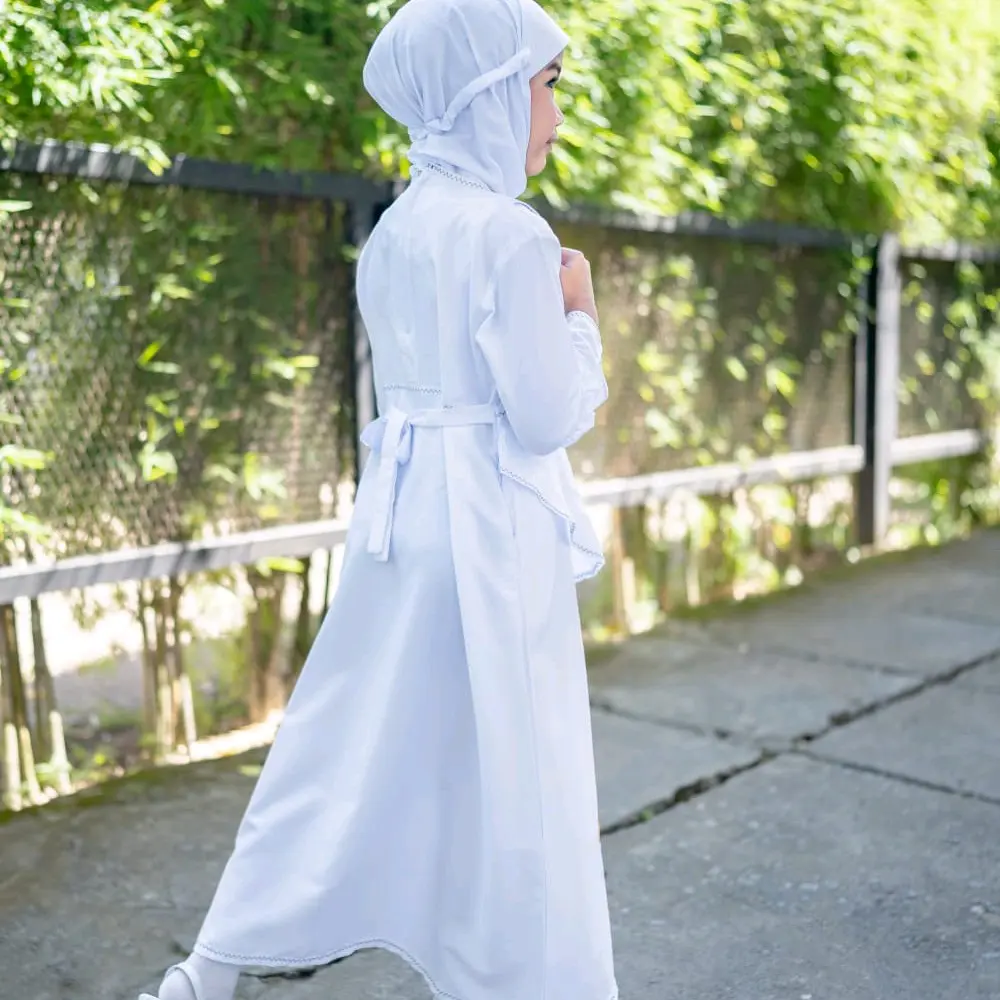 setelan pakaian anaak perempuan , gamis putih plus hijab , plus hijab lengan panjang , celana manasik 2-14thn