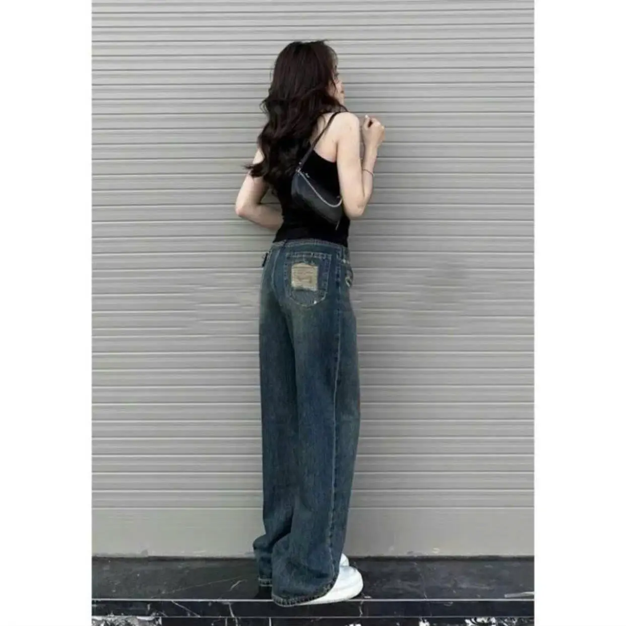 Quần Jeans Nữ Ống Rộng May Viền Chắp Thân Cực Xinh Xắn Hot Trend | BigBuy360 - bigbuy360.vn Quần Jeans Nữ Ống Rộng May Viền Chắp Thân Cực Xinh Xắn Hot Trend | BigBuy360 - bigbuy360.vn