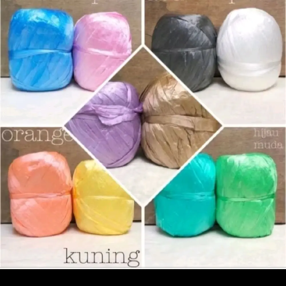 Tali Rafia Halus Lembut Yarn
