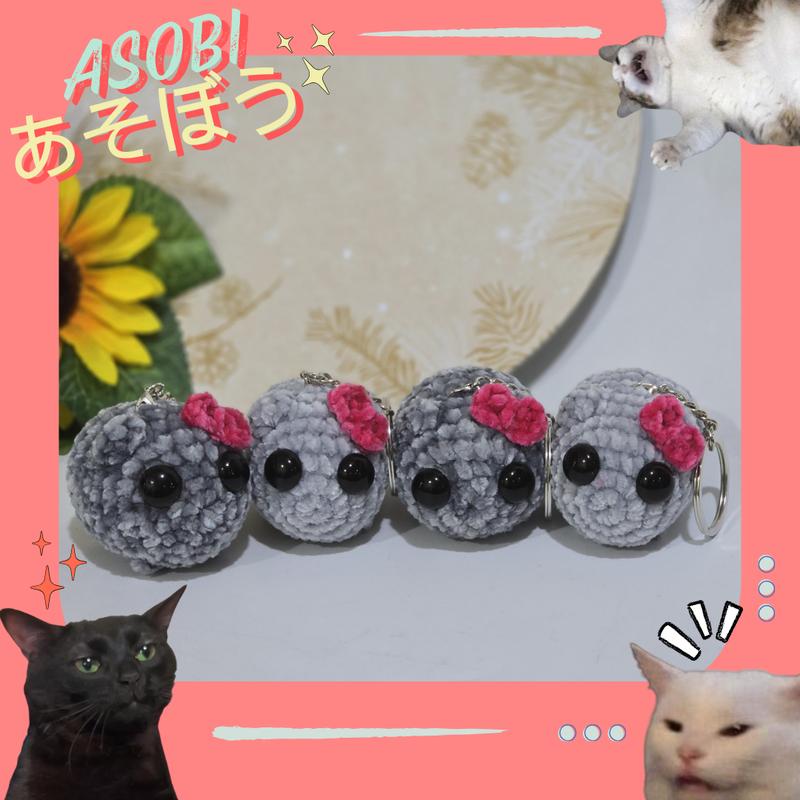 ASOBI Gantungan Kunci Meme Sad Mouse/Tikus Sedih, Ada Lagunya dipencet Bahan Rajut 6