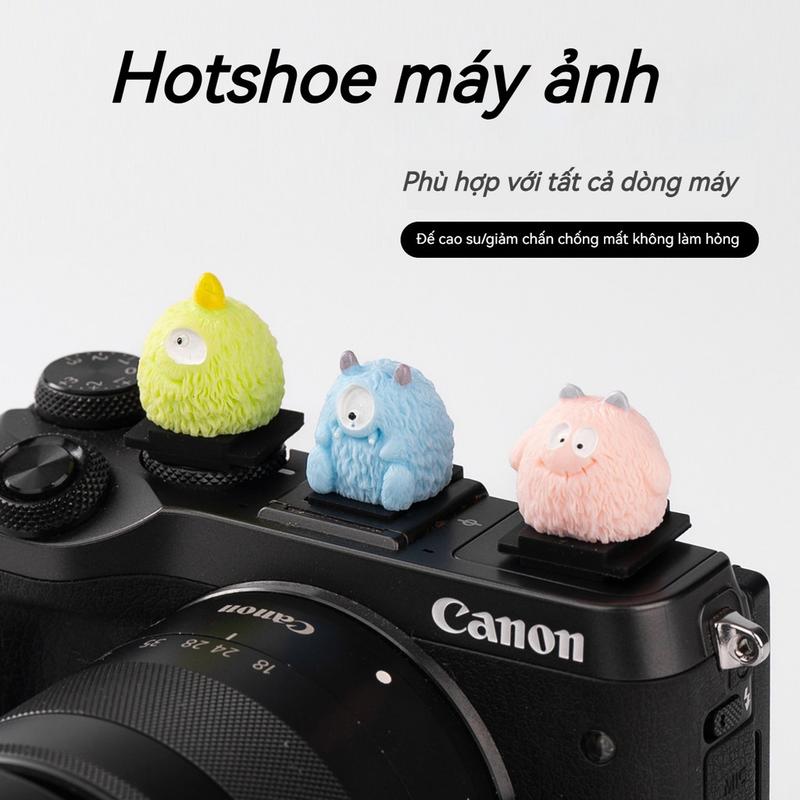 Nắp Đậy Hotshoe Máy Ảnh Hình Quái Vật Nhỏ Dễ Thương, Nút Bảo Vệ Khe Cắm Flash 3D Cao Cấp Cho Canon Fujifilm Sony Olympus