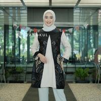Gambar Baju Batik Wanita Kerja Seragam Kantor Kembang Padi Couple Keluarga - Tunik Kembang Padi, M dari Rangkul Official Store Kota Pekalongan 4 Tokopedia