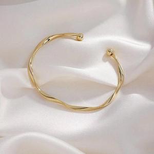 Ins Style Möbius Open Bracelet Minimalist Unisex Couple Jewelry 520 Gift
