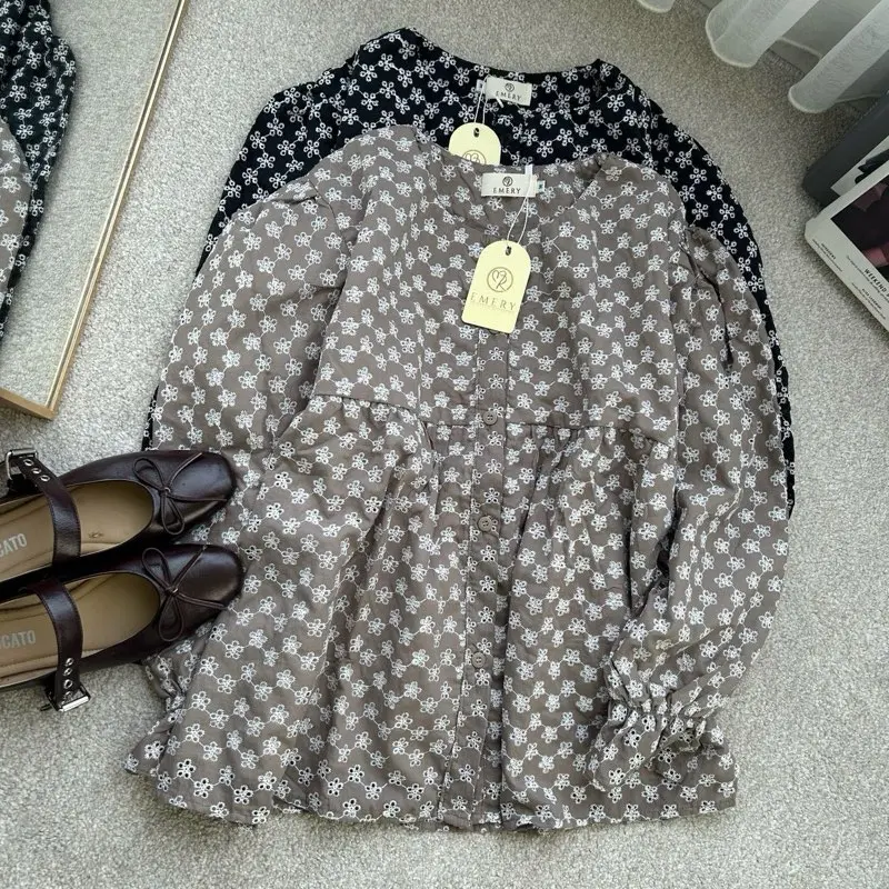 Adena Blouse  | Blouse Raya | Emery