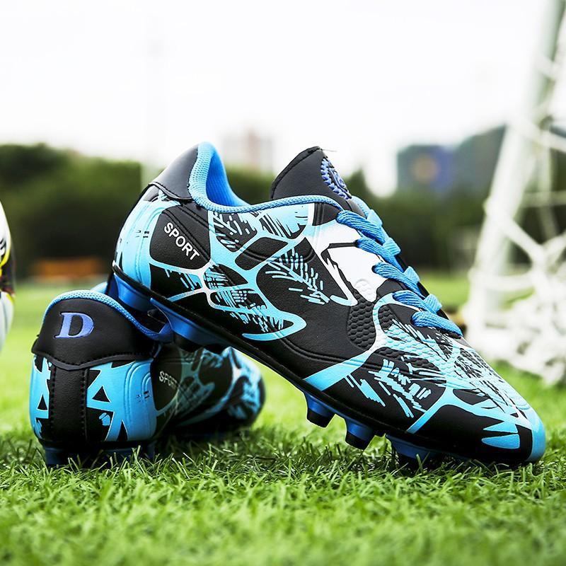 Product Introduction of Child and adult men spike football boots soccer shoes kasut bola sepak sports shoes men's shoes sneakers men's sneakers sports casual shoes but bola sepak children's sneakers children's shoes football boys' shoes men's united kasut bola sepak budak 7