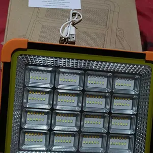 Lampu Sorot 2000W Tenaga Surya Lampu emergency Solar Powered Gantung Camping Tenda Floodlight Panel Cell IP66 Outdoor Portable Camping Gear Emergency Lamp Listrik