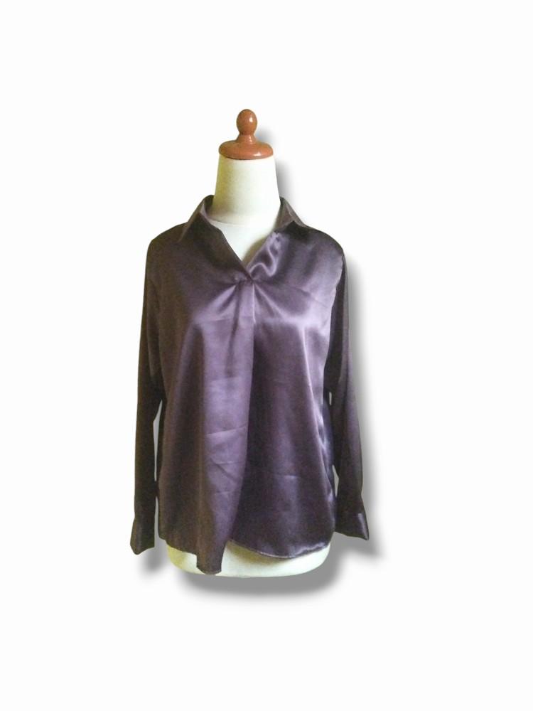 Product Introduction of Satin Blouse V-neck  Top Baju Atasan  Wanita Formal Satin Top Kantor Blouse Kerah  Kemeja  Kerja Wanita Tangan Panjang Mewah Nyaman Kancing 11