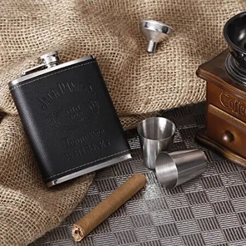 Set Botol Minum Stainless Steel Kulit Imitasi 200 Ml Berlogo Dengan Dua Shot Glass Dan Corong - Botol Minum Whiskey - Botol Minum Kotak - Kaleng Minum - Hip Flask