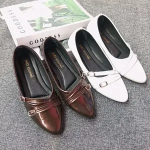 Sepatu Flatshoes Wanita flat Gesper Kekinian sepatu Casual Perempuan menarik